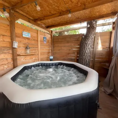 Piscine Jacuzzi Wifi 펜션